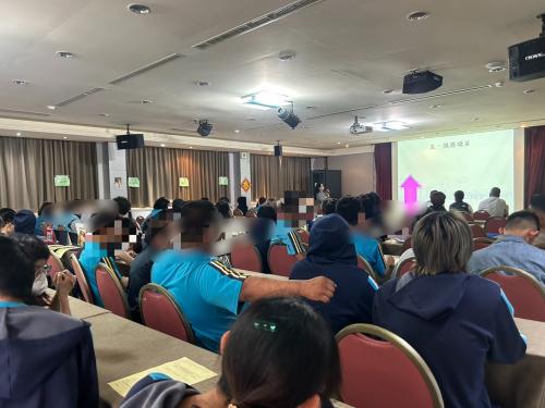 113學年第2學期高二及高三學生-生涯轉銜(特)輔導活動